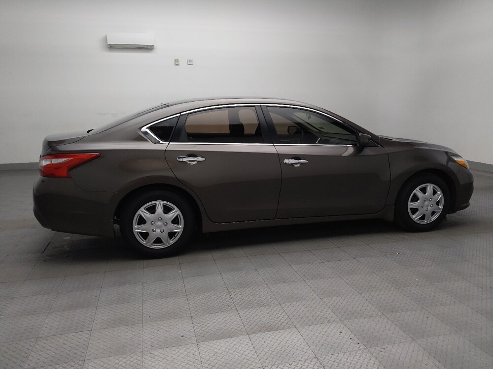2017 Nissan Altima in El Paso, TX 79907 - 18089812 10