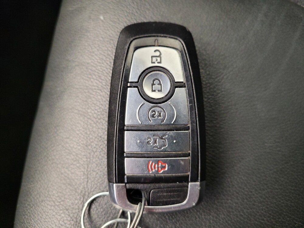 2018 Ford Edge in Miamisburg, OH 45342 - 18089819 32