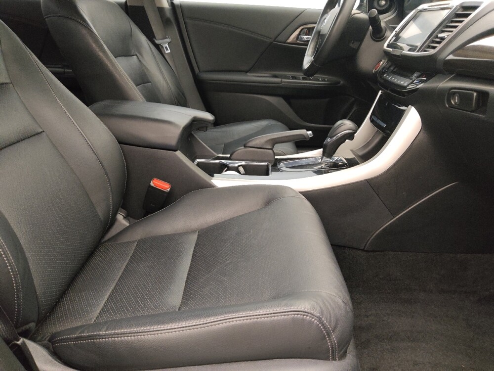 2017 Honda Accord in Macon, GA 31210 - 18089821 21