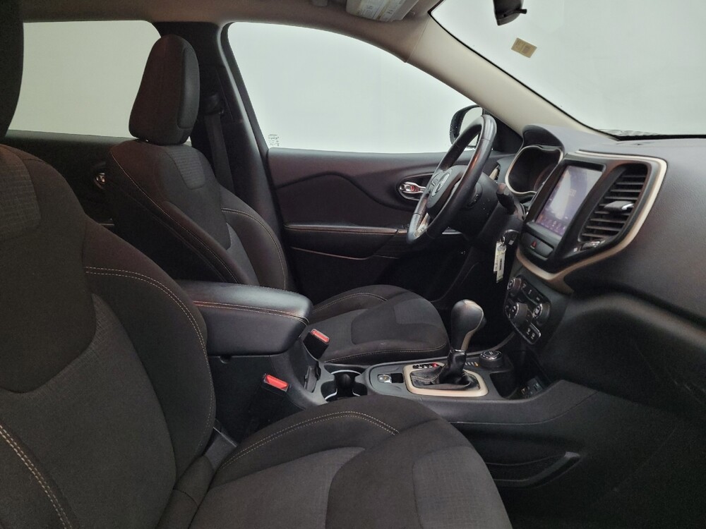 2016 Jeep Cherokee in Lexington, KY 40509 - 18089829 21