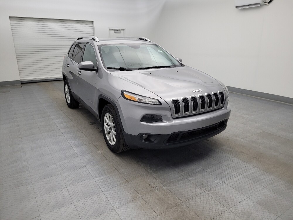 2016 Jeep Cherokee in Lexington, KY 40509 - 18089829 13