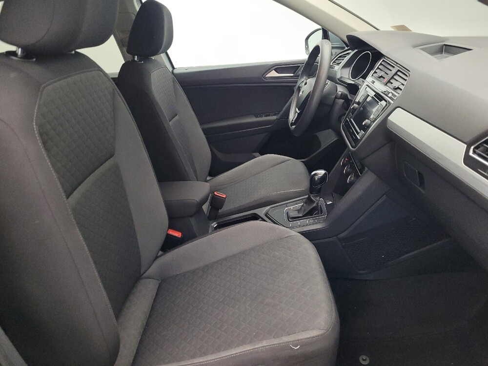 2019 Volkswagen Tiguan in Sanford, FL 32773 - 18089832 21