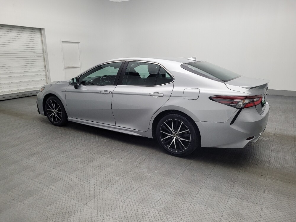 2022 Toyota Camry in Miami, FL 33157 - 18089836 3