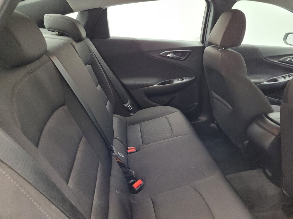 2019 Chevrolet Malibu in Chesapeake, VA 23320 - 18089838 19