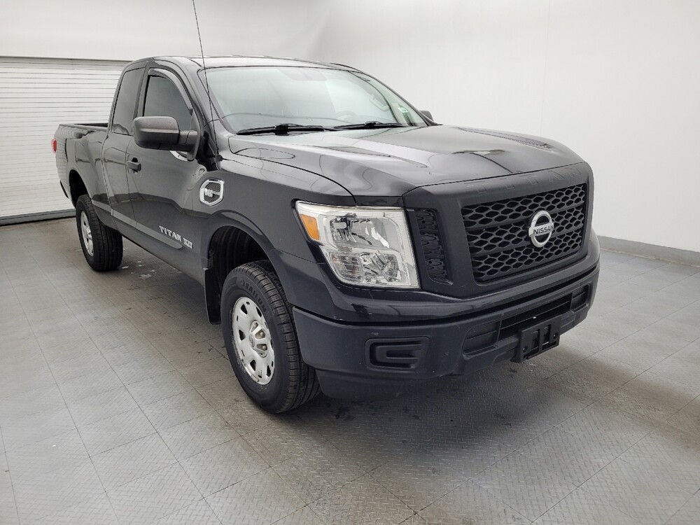 2017 Nissan Titan in Winston-Salem, NC 27103 - 18089839 13