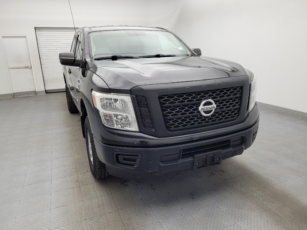 2017 Nissan Titan in Winston-Salem, NC 27103 - 18089839 14