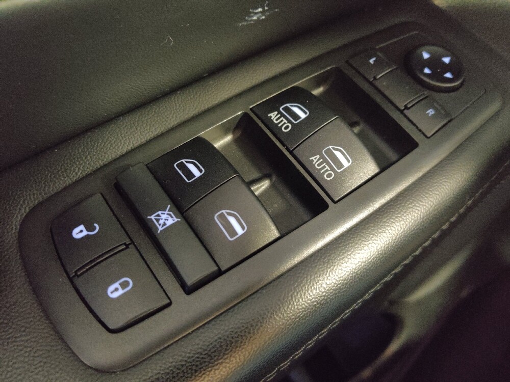 2019 Jeep Grand Cherokee in Live Oak, TX 78233 - 18089857 27