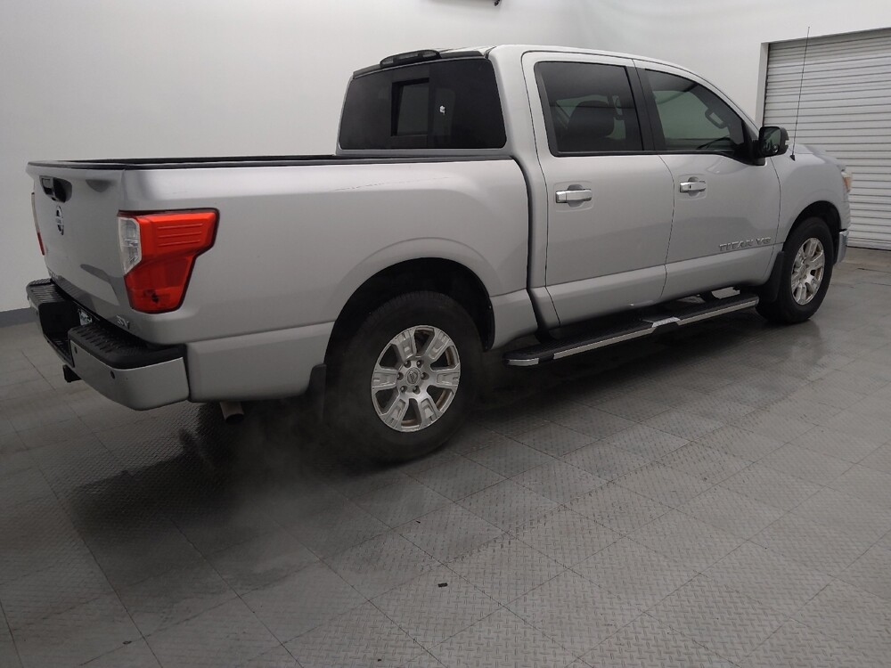 2019 Nissan Titan in Live Oak, TX 78233 - 18089858 10