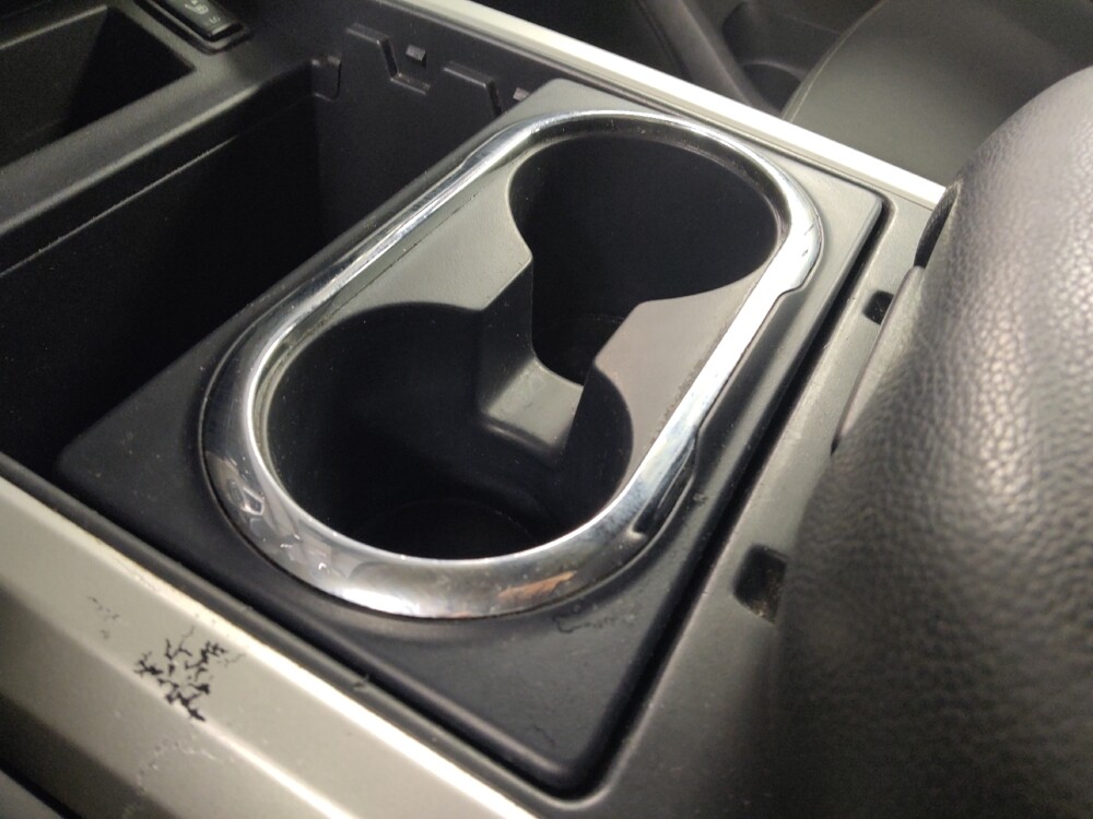 2019 Nissan Titan in Live Oak, TX 78233 - 18089858 26