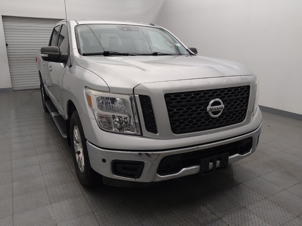 2019 Nissan Titan in Live Oak, TX 78233 - 18089858 14