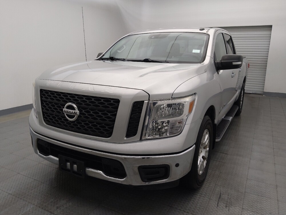 2019 Nissan Titan in Live Oak, TX 78233 - 18089858 15