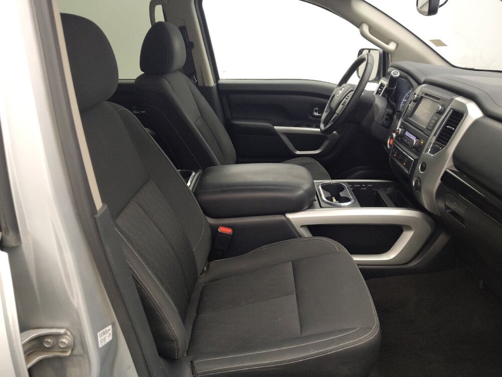 2019 Nissan Titan in Live Oak, TX 78233 - 18089858 21