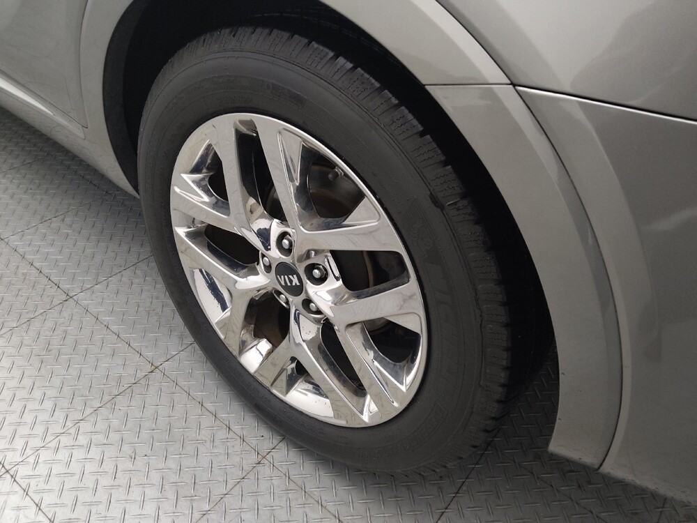 2019 Kia Sorento in Live Oak, TX 78233 - 18089861 31