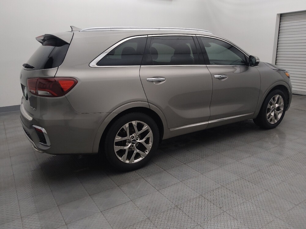 2019 Kia Sorento in Live Oak, TX 78233 - 18089861 10