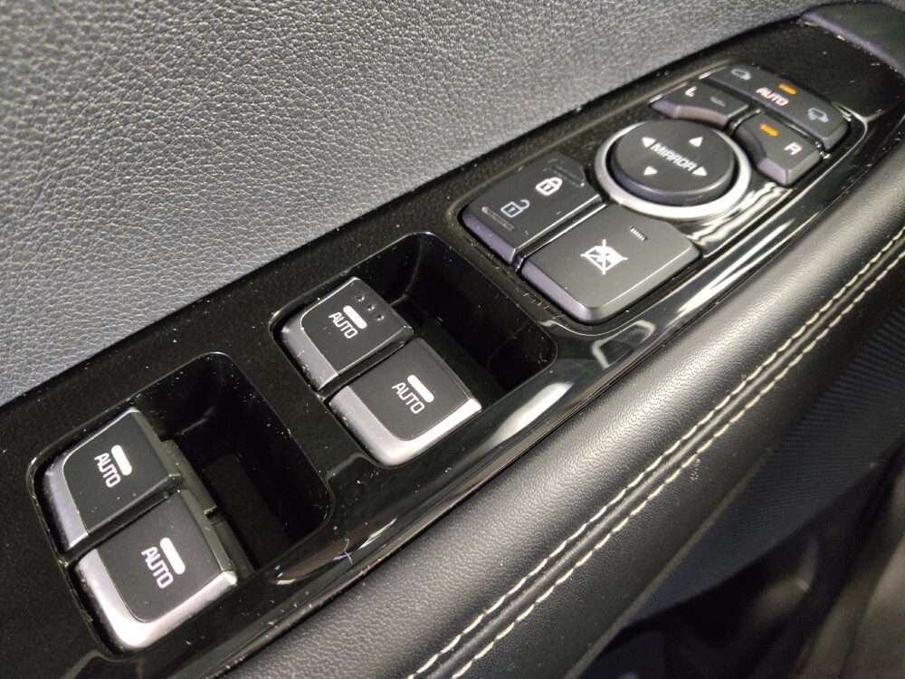 2019 Kia Sorento in Live Oak, TX 78233 - 18089861 27