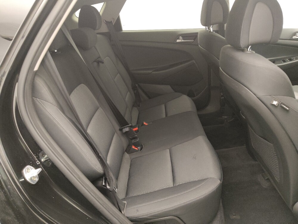 2017 Hyundai Tucson in Live Oak, TX 78233 - 18089863 19