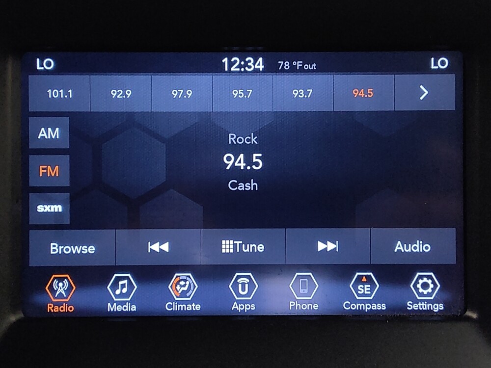 2021 Jeep Compass in Houston, TX 77034 - 18089864 25