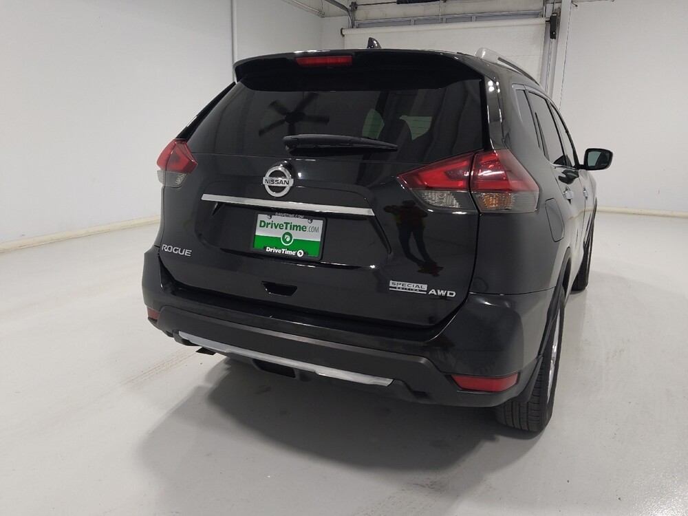 2020 Nissan Rogue in Columbus, OH 43228 - 18089866 7