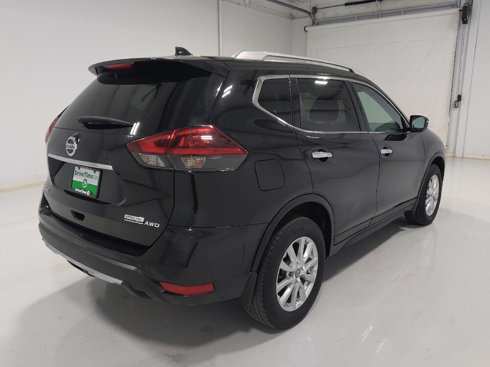 2020 Nissan Rogue in Columbus, OH 43228 - 18089866 9