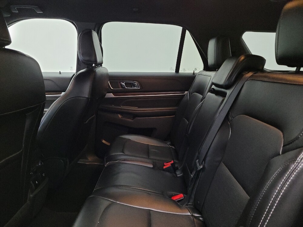 2018 Ford Explorer in Miamisburg, OH 45342 - 18089867 18