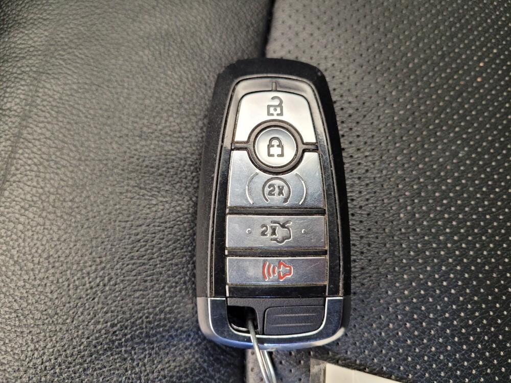 2018 Ford Explorer in Miamisburg, OH 45342 - 18089867 32