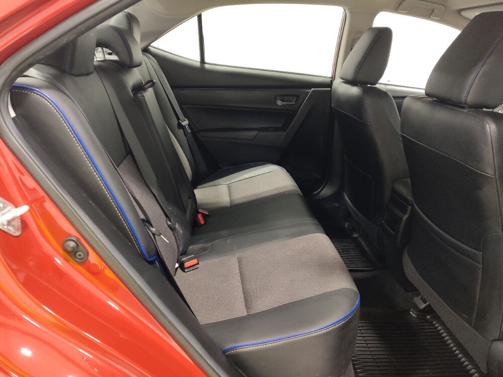 2018 Toyota Corolla in Columbus, OH 43228 - 18089868 19