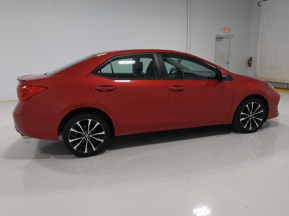 2018 Toyota Corolla in Columbus, OH 43228 - 18089868 10