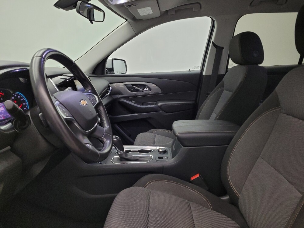 2020 Chevrolet Traverse in Columbus, OH 43228 - 18089870 17