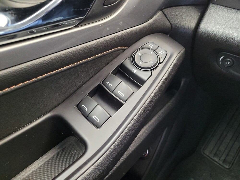 2020 Chevrolet Traverse in Columbus, OH 43228 - 18089870 27