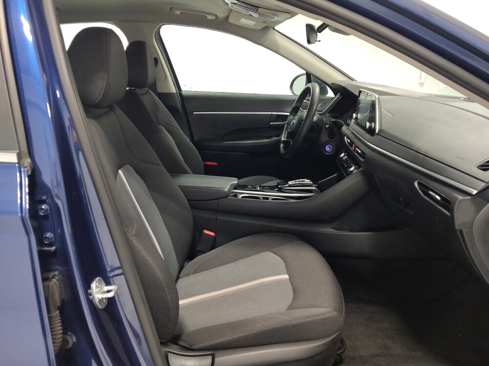 2020 Hyundai Sonata in Columbus, OH 43228 - 18089872 21