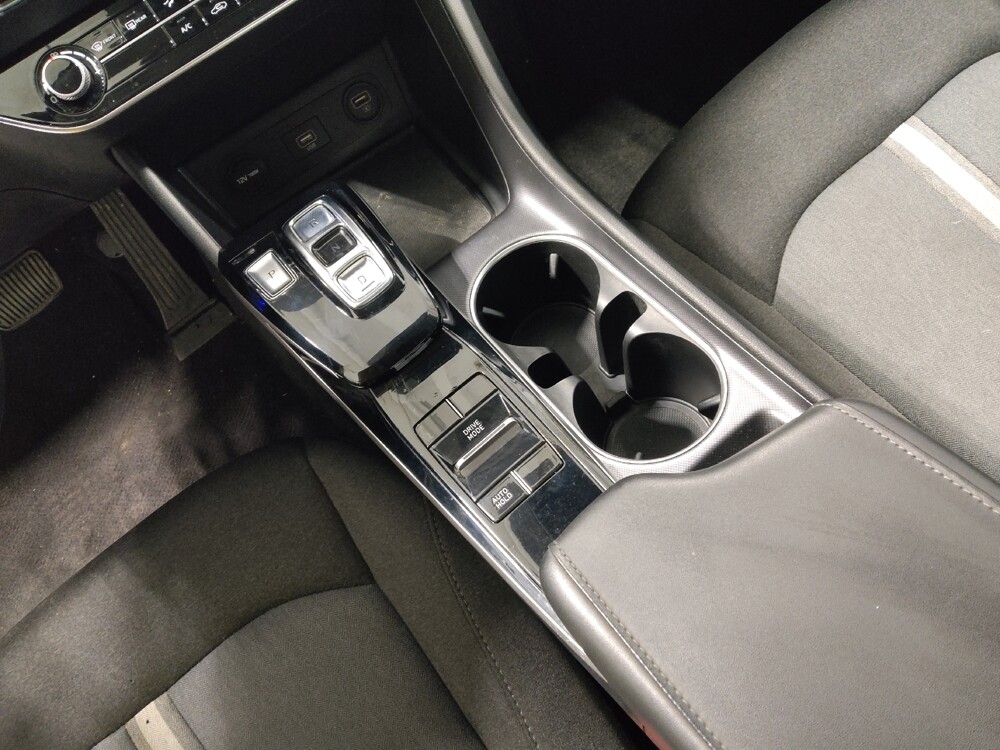 2020 Hyundai Sonata in Columbus, OH 43228 - 18089872 26