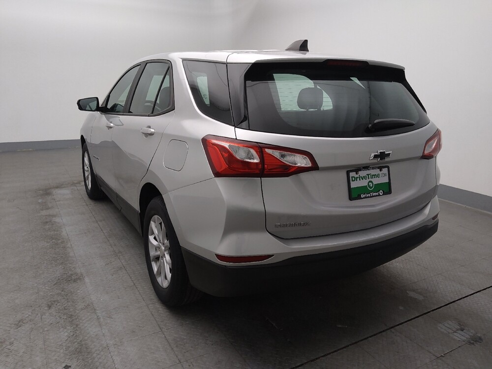 2020 Chevrolet Equinox in St. Louis, MO 63136 - 18089881 5