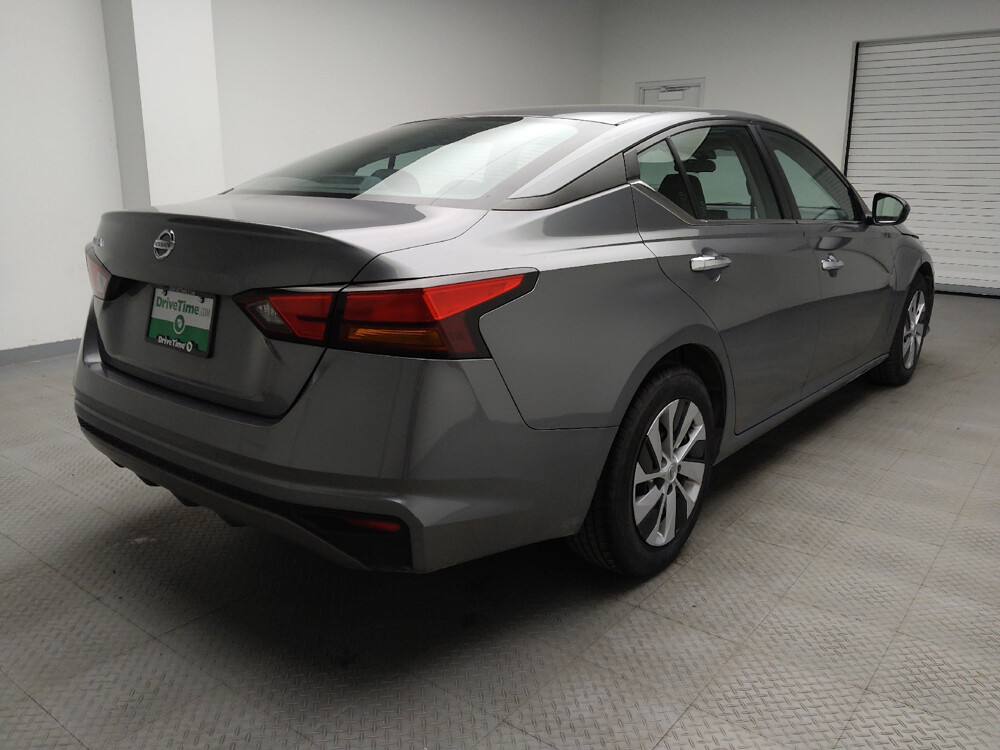 2022 Nissan Altima in Taylor, MI 48180 - 18089885 9