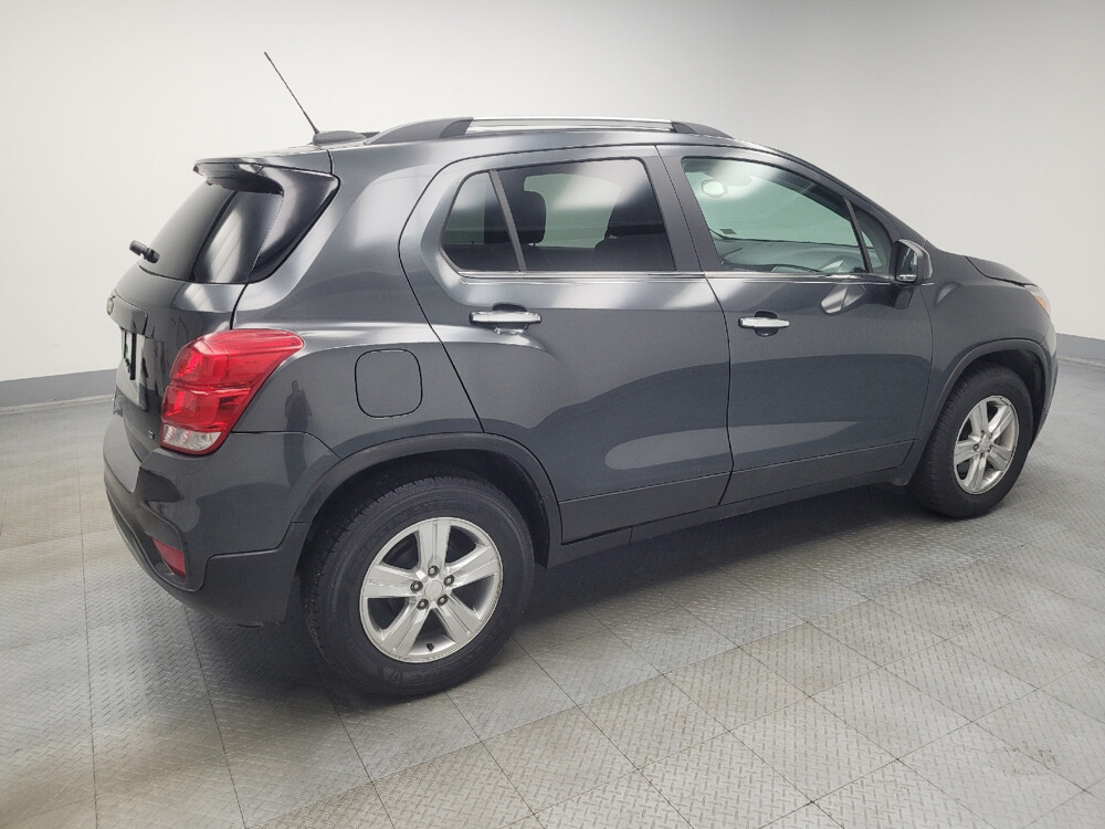 2019 Chevrolet Trax in Taylor, MI 48180 - 18089886 10