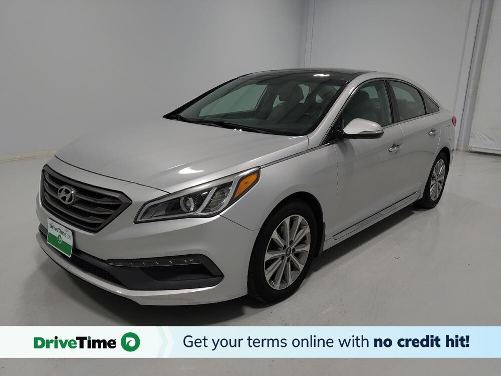 2016 Hyundai Sonata in Columbus, OH 43228 - 18089895