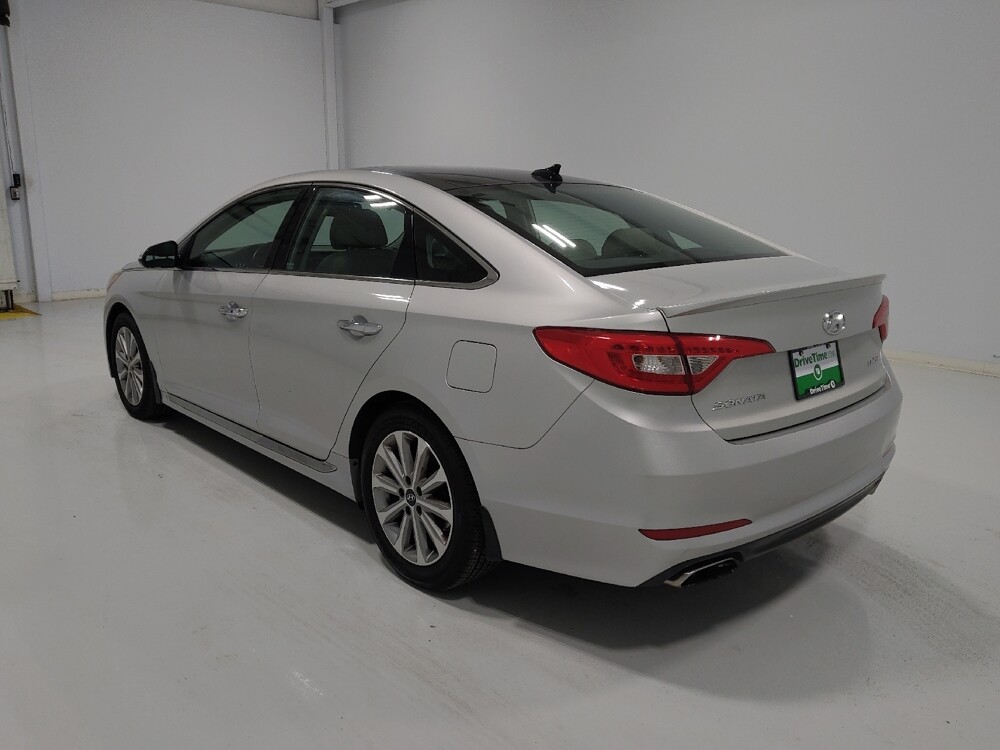 2016 Hyundai Sonata in Columbus, OH 43228 - 18089895 5