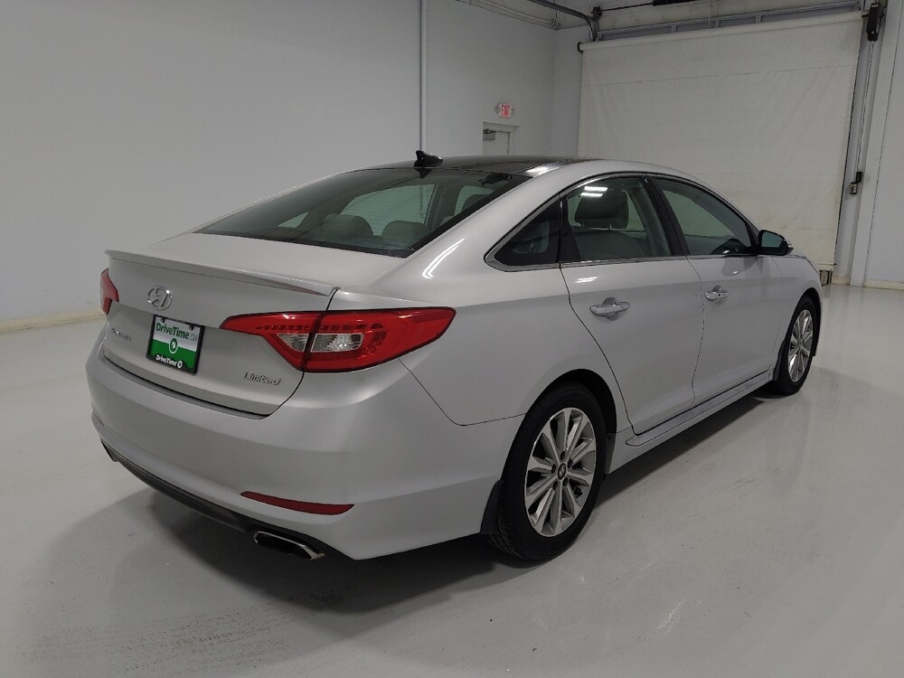 2016 Hyundai Sonata in Columbus, OH 43228 - 18089895 9