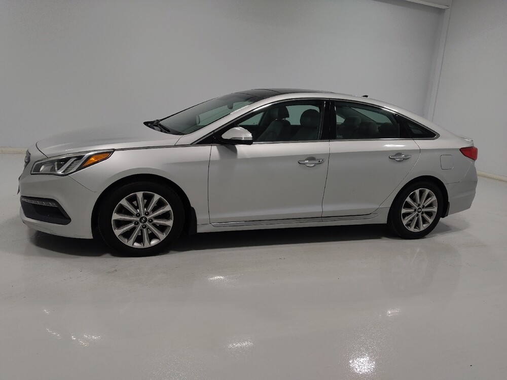 2016 Hyundai Sonata in Columbus, OH 43228 - 18089895 2