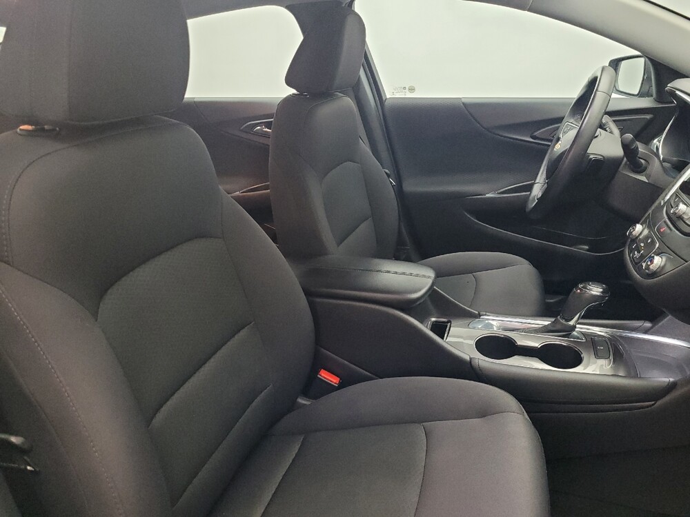 2017 Chevrolet Malibu in Miami, FL 33157 - 18089896 21