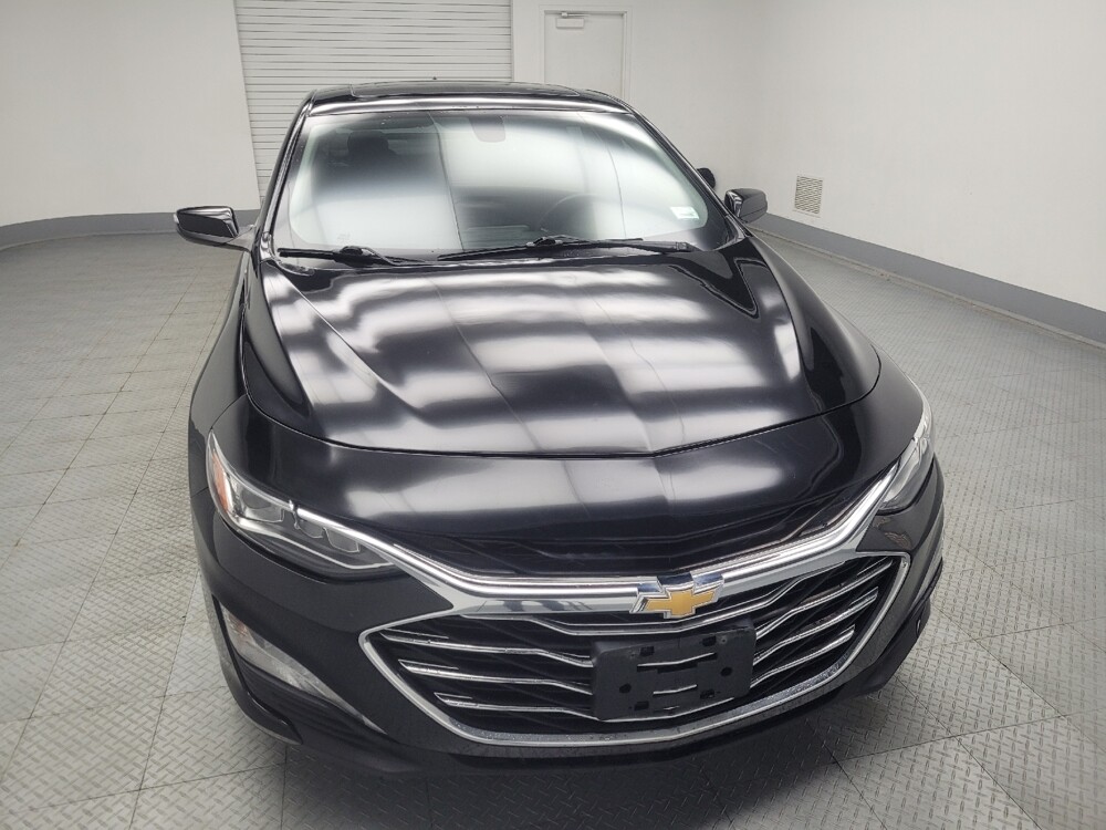 2020 Chevrolet Malibu in Ft Wayne, IN 46805 - 18089897 14