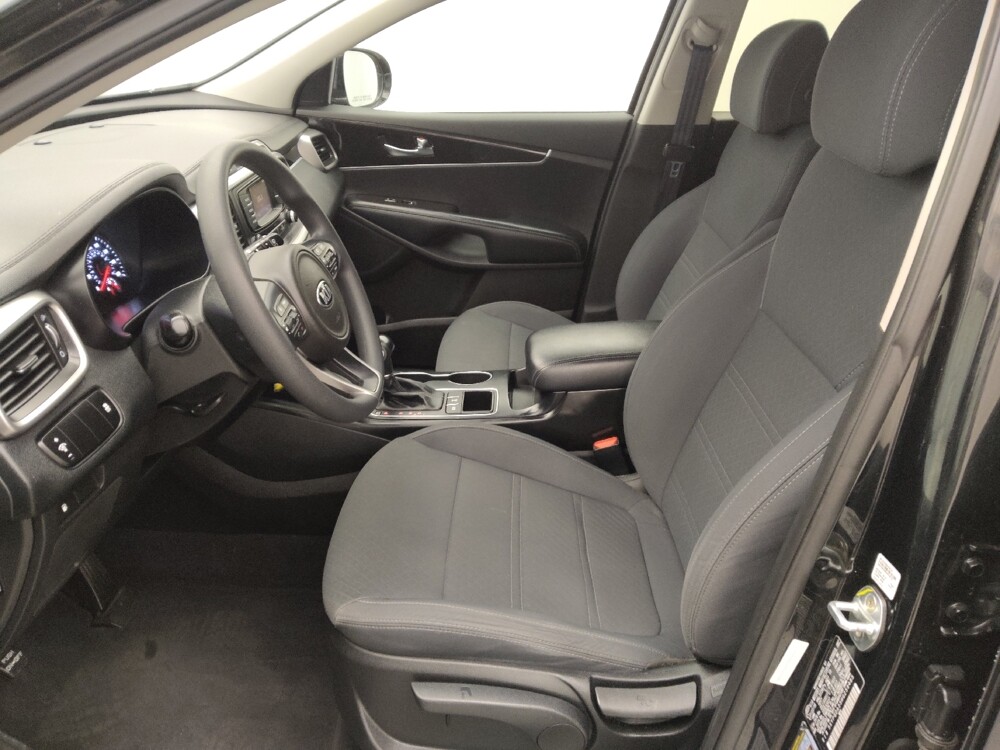 2017 Kia Sorento in Houston, TX 77034 - 18089904 17