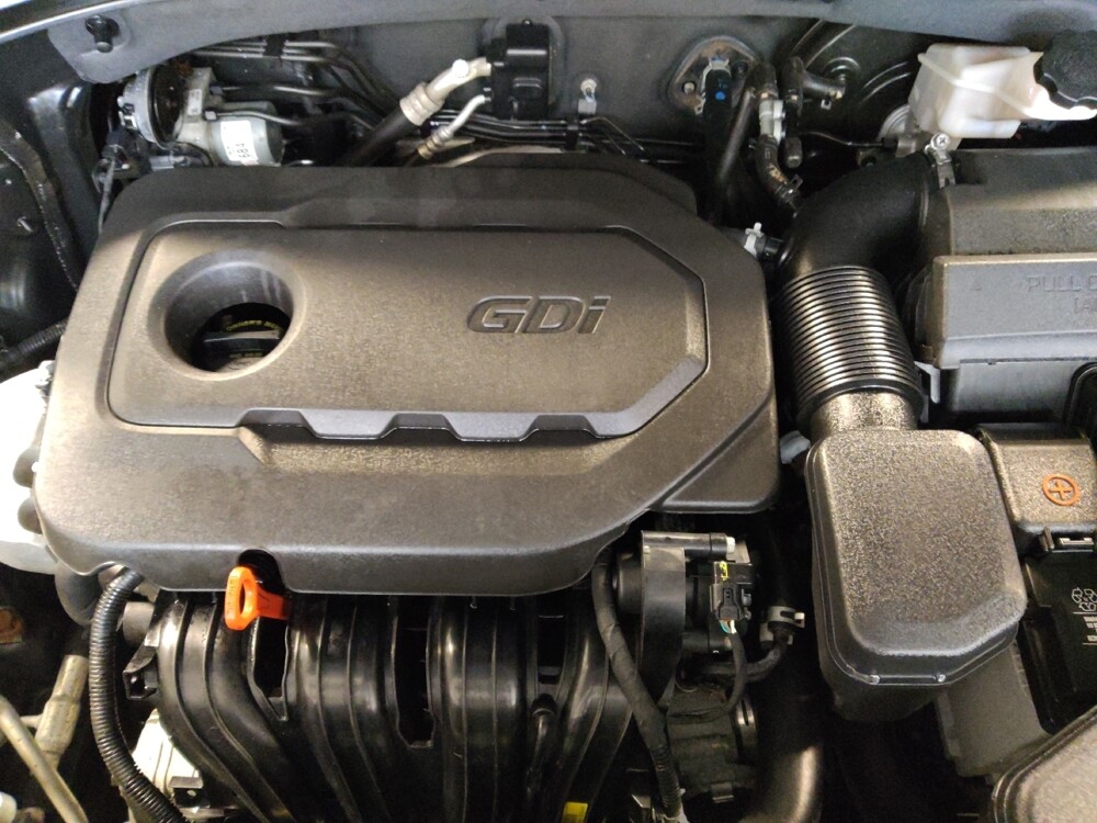 2017 Kia Sorento in Houston, TX 77034 - 18089904 30