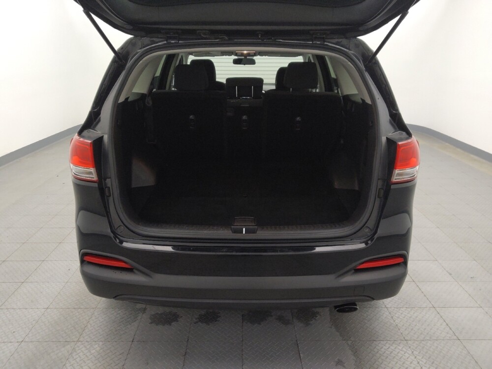 2017 Kia Sorento in Houston, TX 77034 - 18089904 29