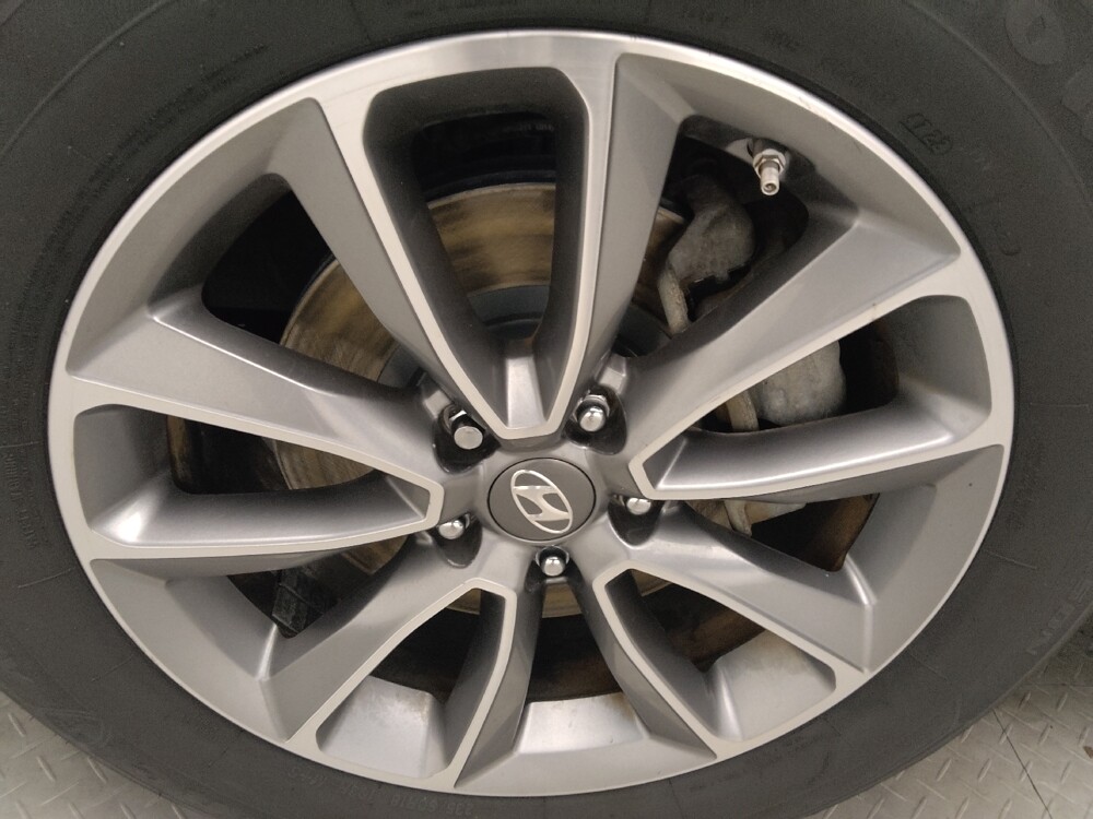 2017 Hyundai Santa Fe in Conyers, GA 30094 - 18089908 31