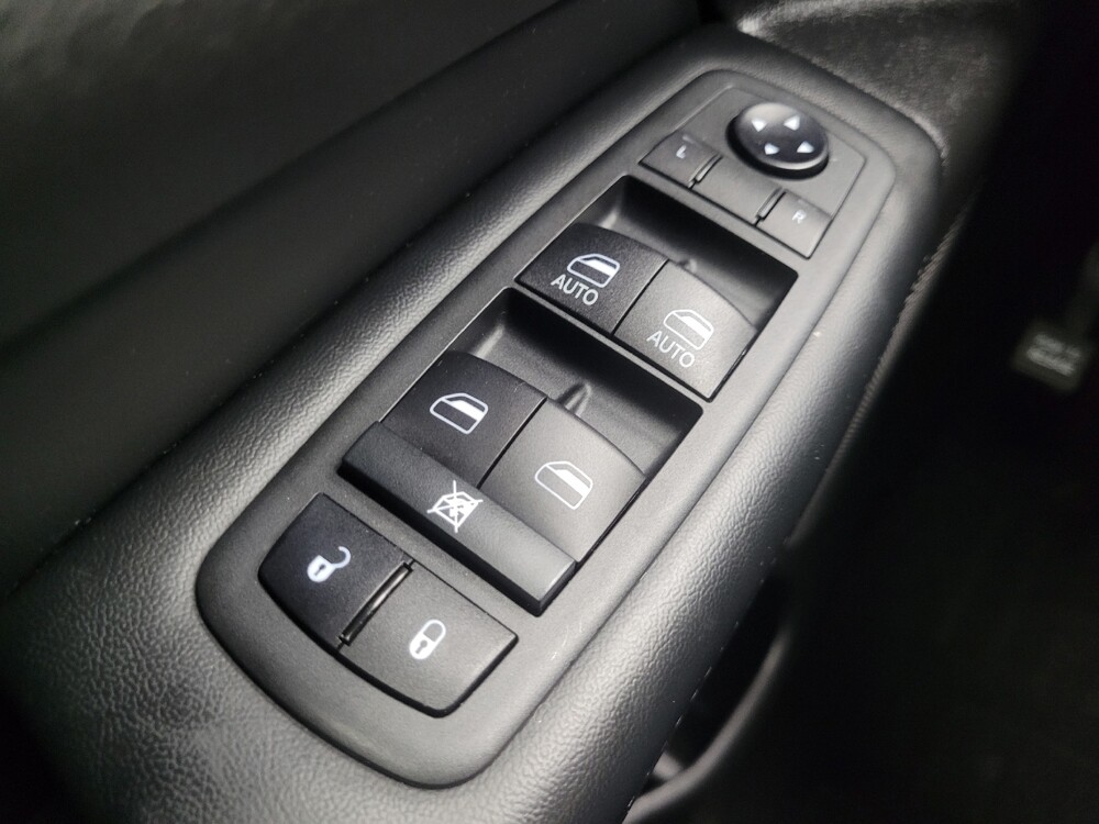 2020 Jeep Grand Cherokee in Ft Wayne, IN 46805 - 18089910 27