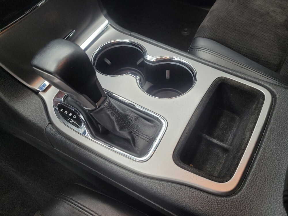 2020 Jeep Grand Cherokee in Ft Wayne, IN 46805 - 18089910 26