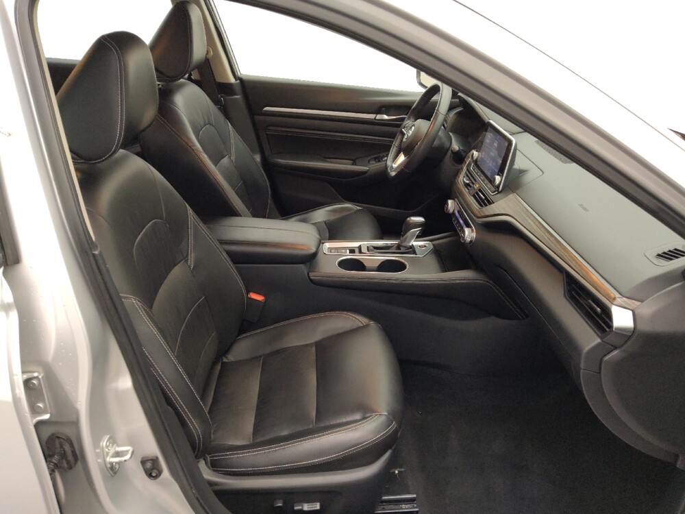 2019 Nissan Altima in Live Oak, TX 78233 - 18089914 21