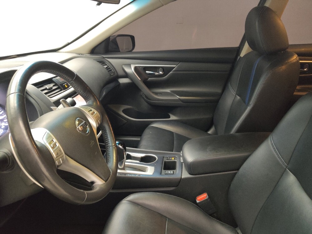 2018 Nissan Altima in Lombard, IL 60148 - 18089918 17