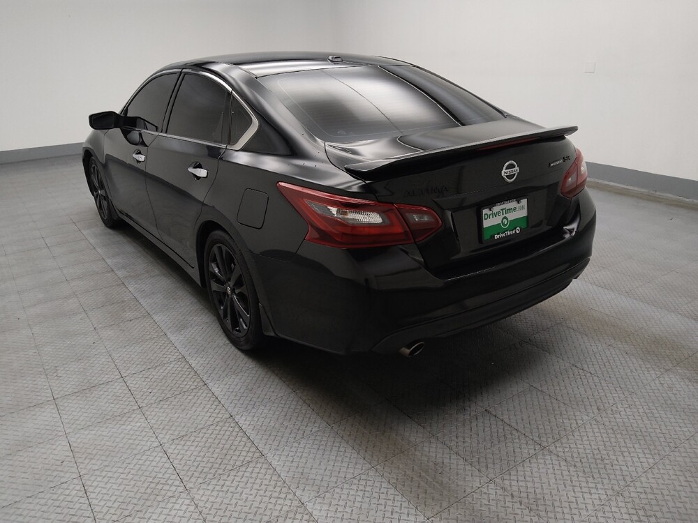 2018 Nissan Altima in Lombard, IL 60148 - 18089918 5