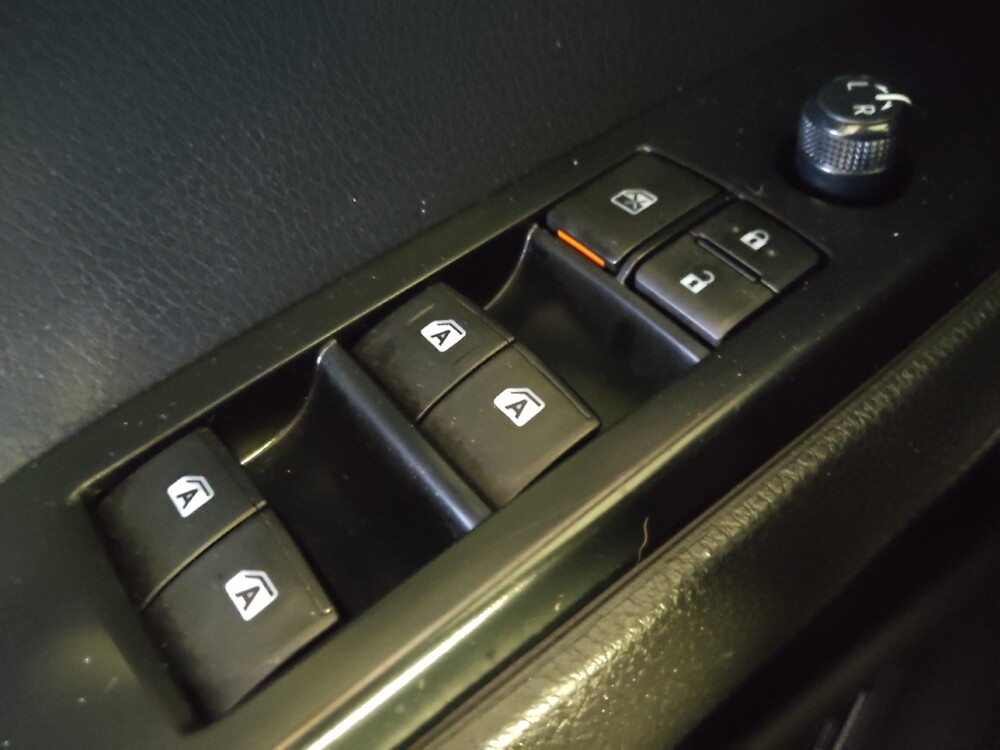 2020 Toyota Camry in Live Oak, TX 78233 - 18089922 27